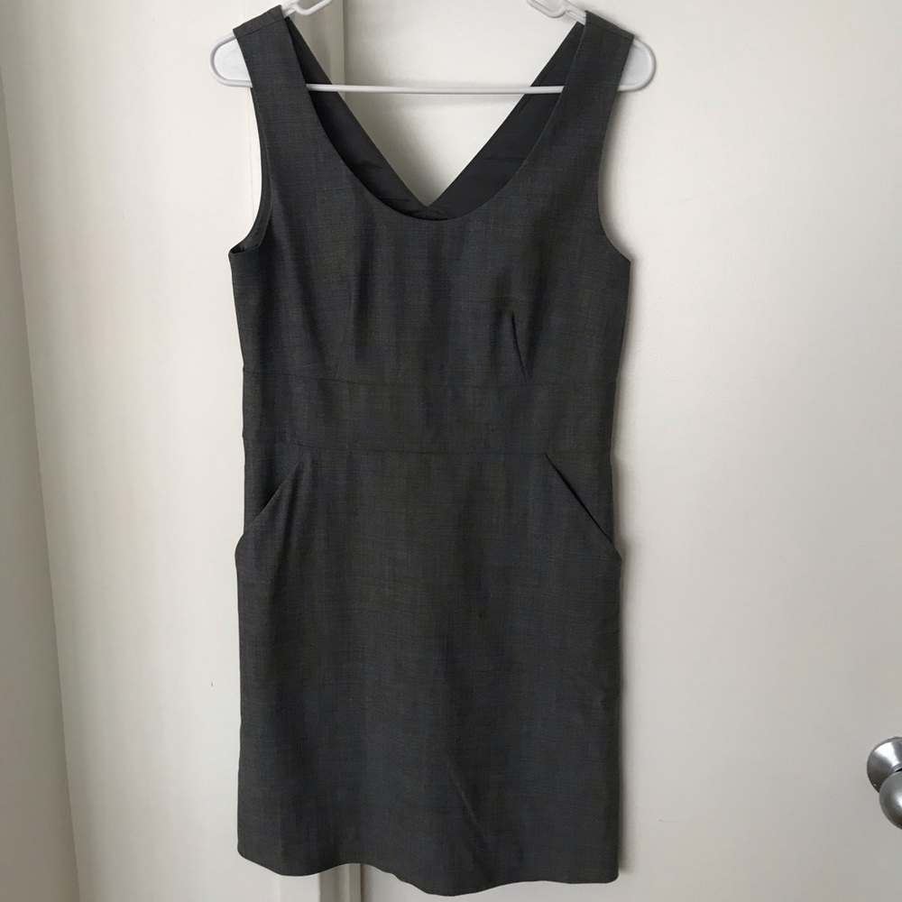 THEORY suit dress with v neck & pockets!